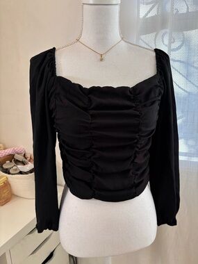 Black ruched Square-Neck Long-Sleeve Women's Top